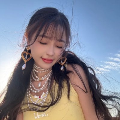 早餐时女歌迷快闪